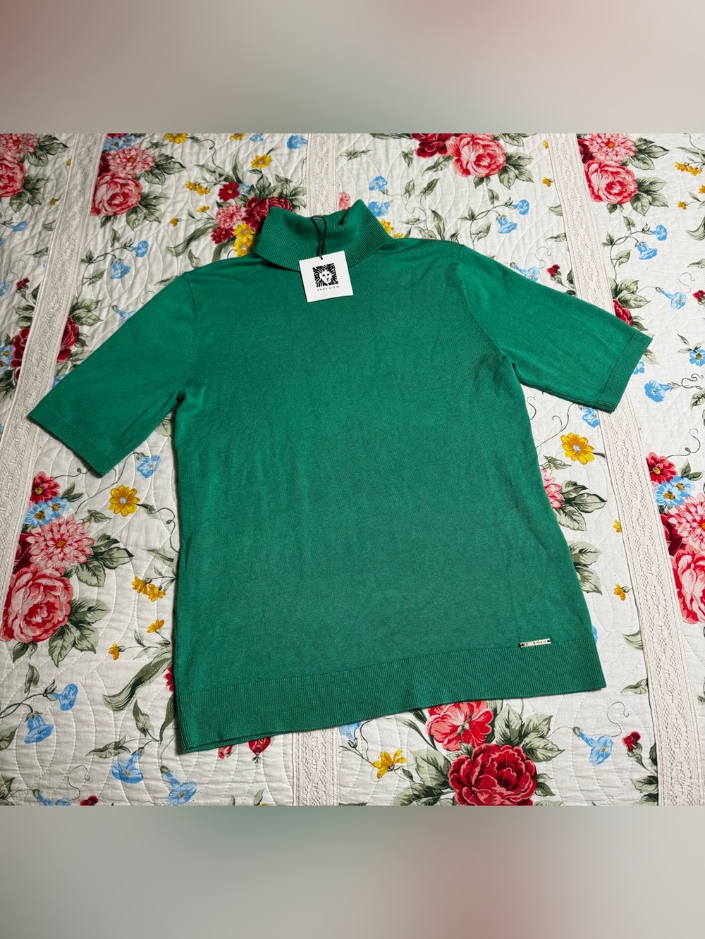 Anne Klein Clover Green Turtleneck Sweater size M NWT